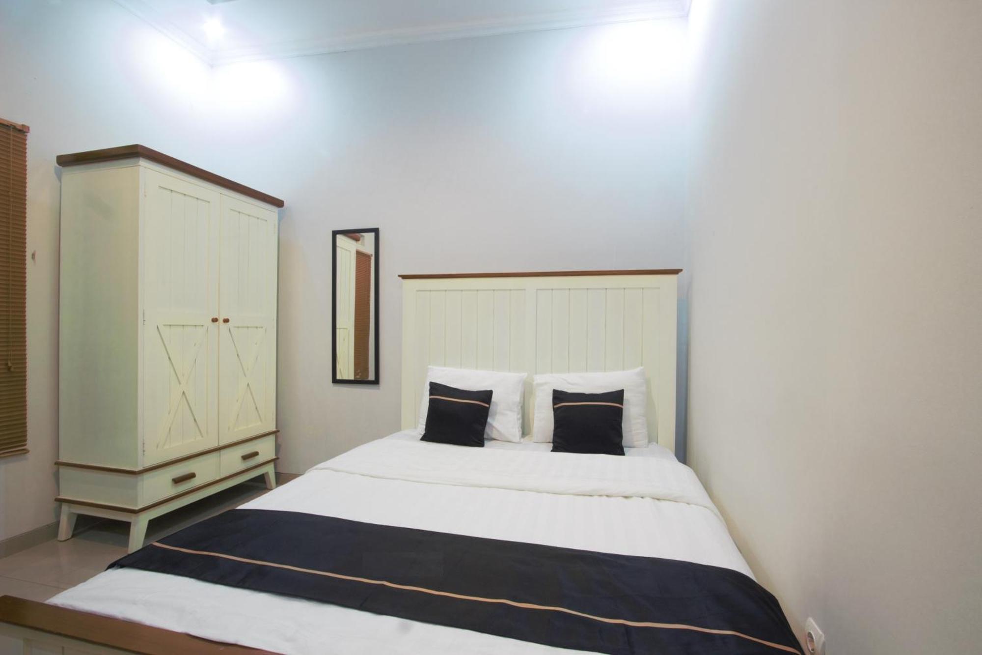 Cendhani Raras Residence Pakualaman Екстер'єр фото